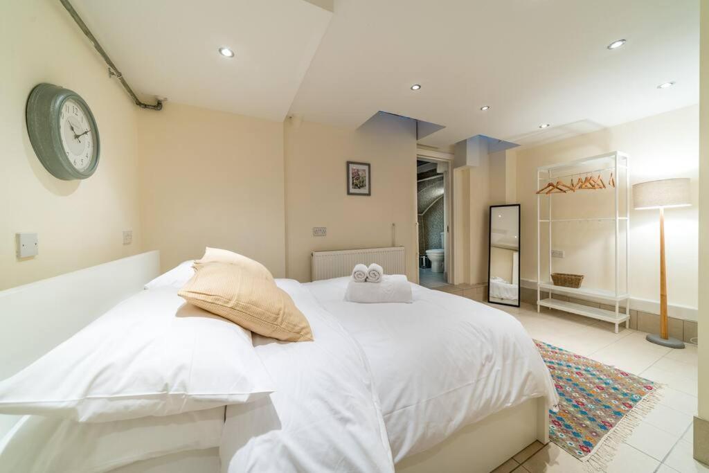 Cozy 3 Bed Flat In The Heart Of Broadway Market *