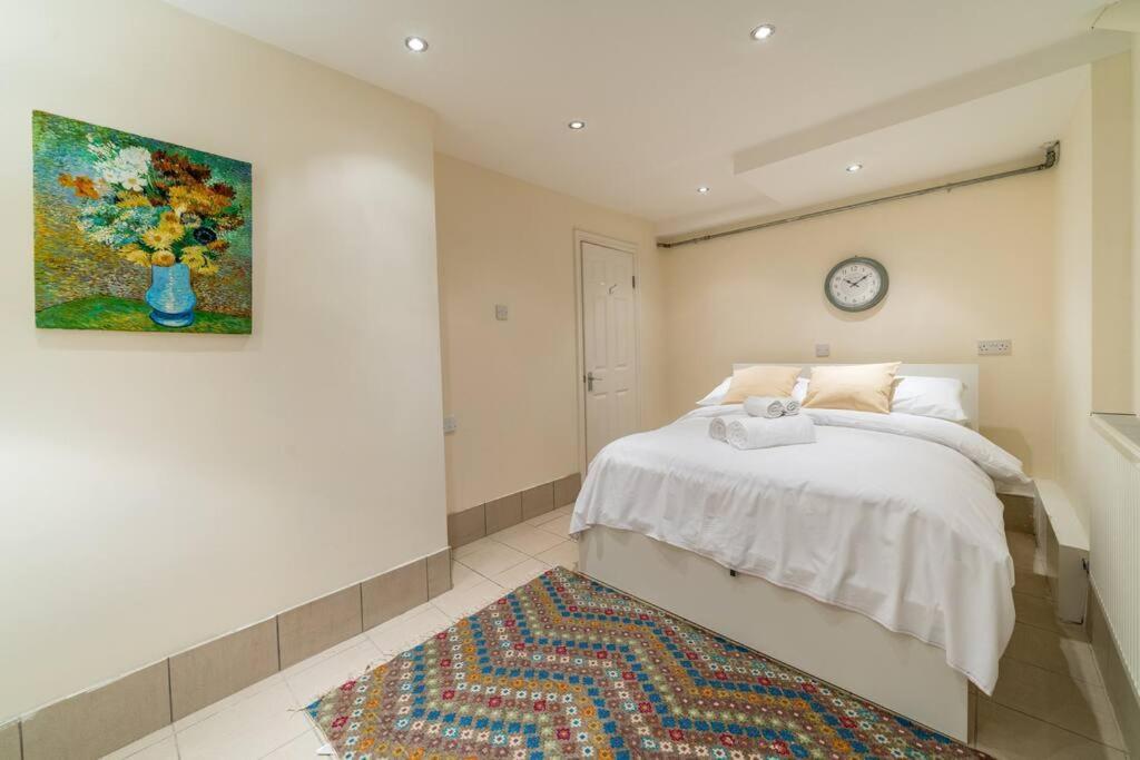 Cozy 3 Bed Flat In The Heart Of Broadway Market Apartment