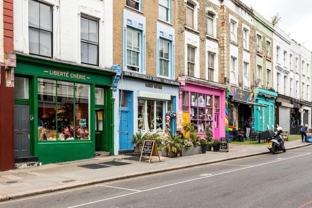 2-bed 2-bath Flat Around The Corner From Portobello Market * London
