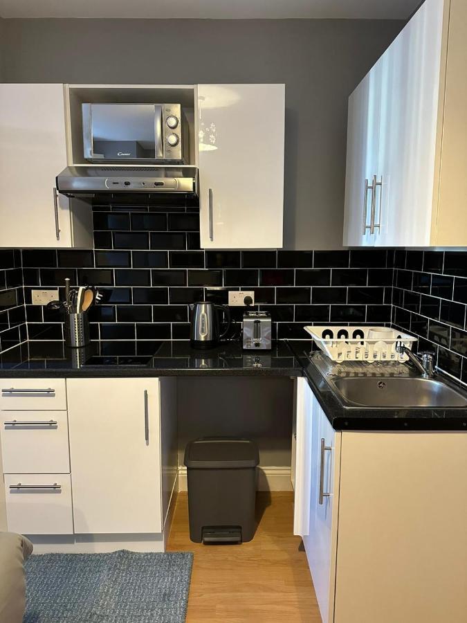 Somerton Studio Apartment *