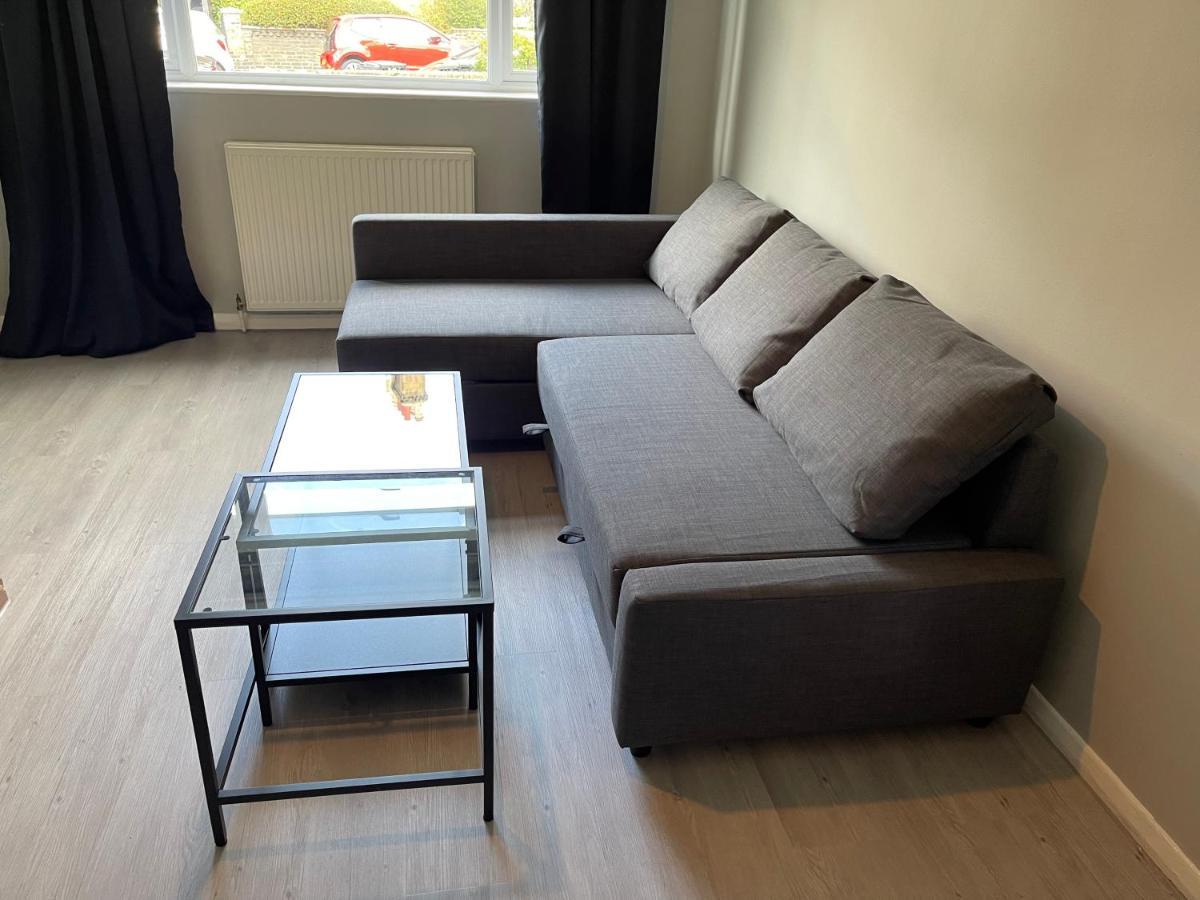 Apartment Entire Lovely 2 Bedroom With Private Garden & Free Street Parking London