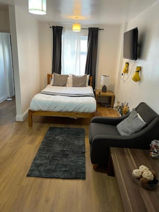 Cozy 1 Bed Flat In Canning Town *