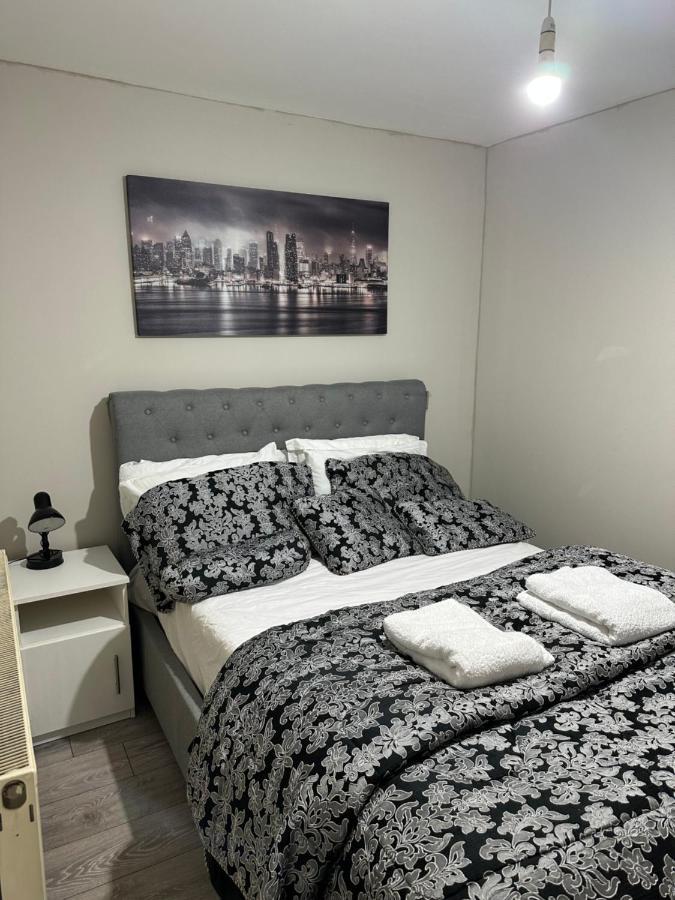 Beautiful Street First Floor One Bedroom B Walthamstow London