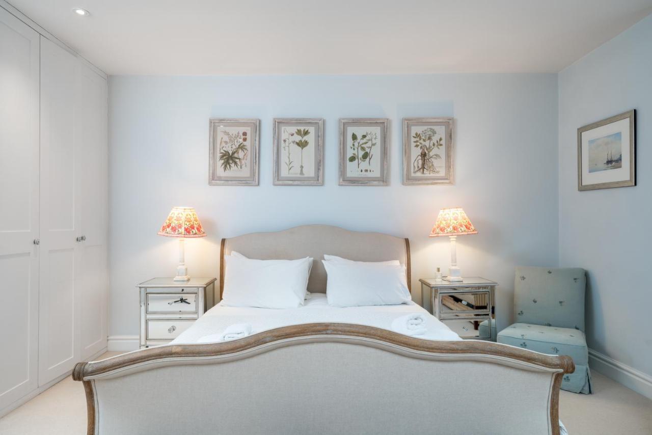 Joivy Splendid 4 Bed, 4 Bath House With Garden, Shepherds Bush Holiday home