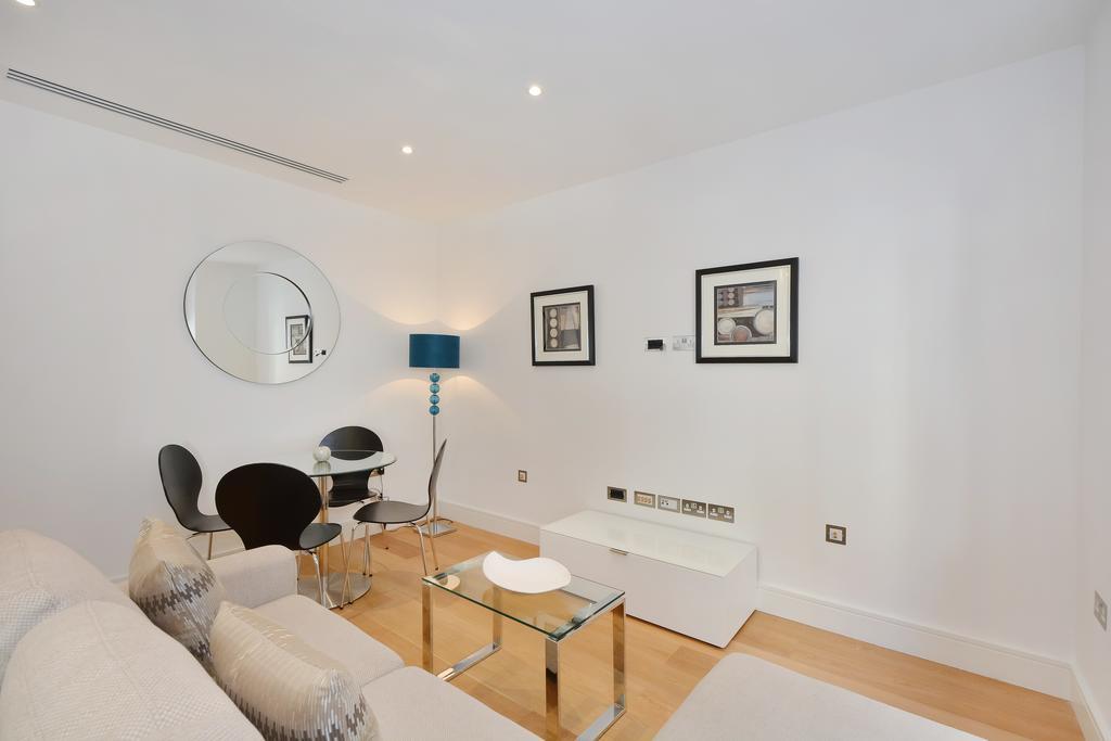 Apartment The Monument Residences London