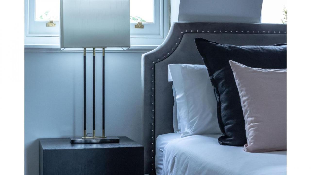 Royal Kensington In Cromwell Road * London