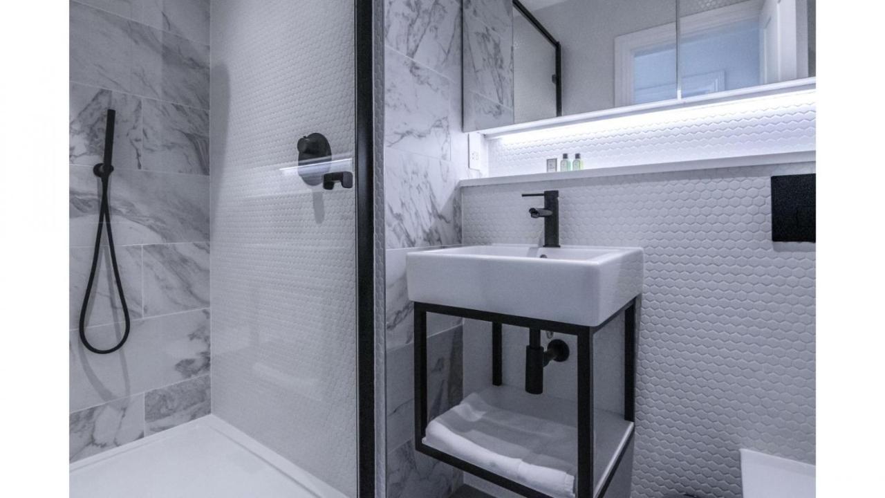 Royal Kensington - Premium 2 Bed