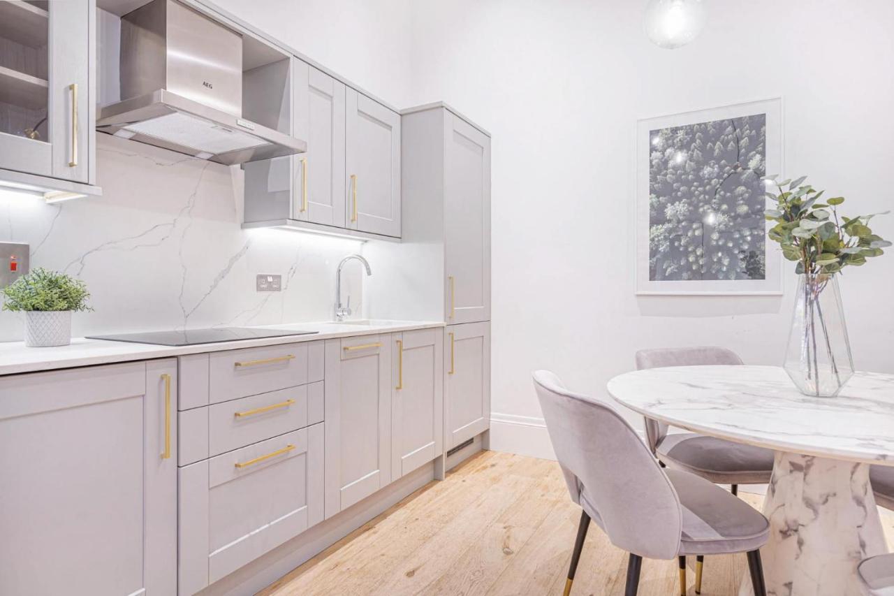 Royal Kensington In Cromwell Road Apartment
