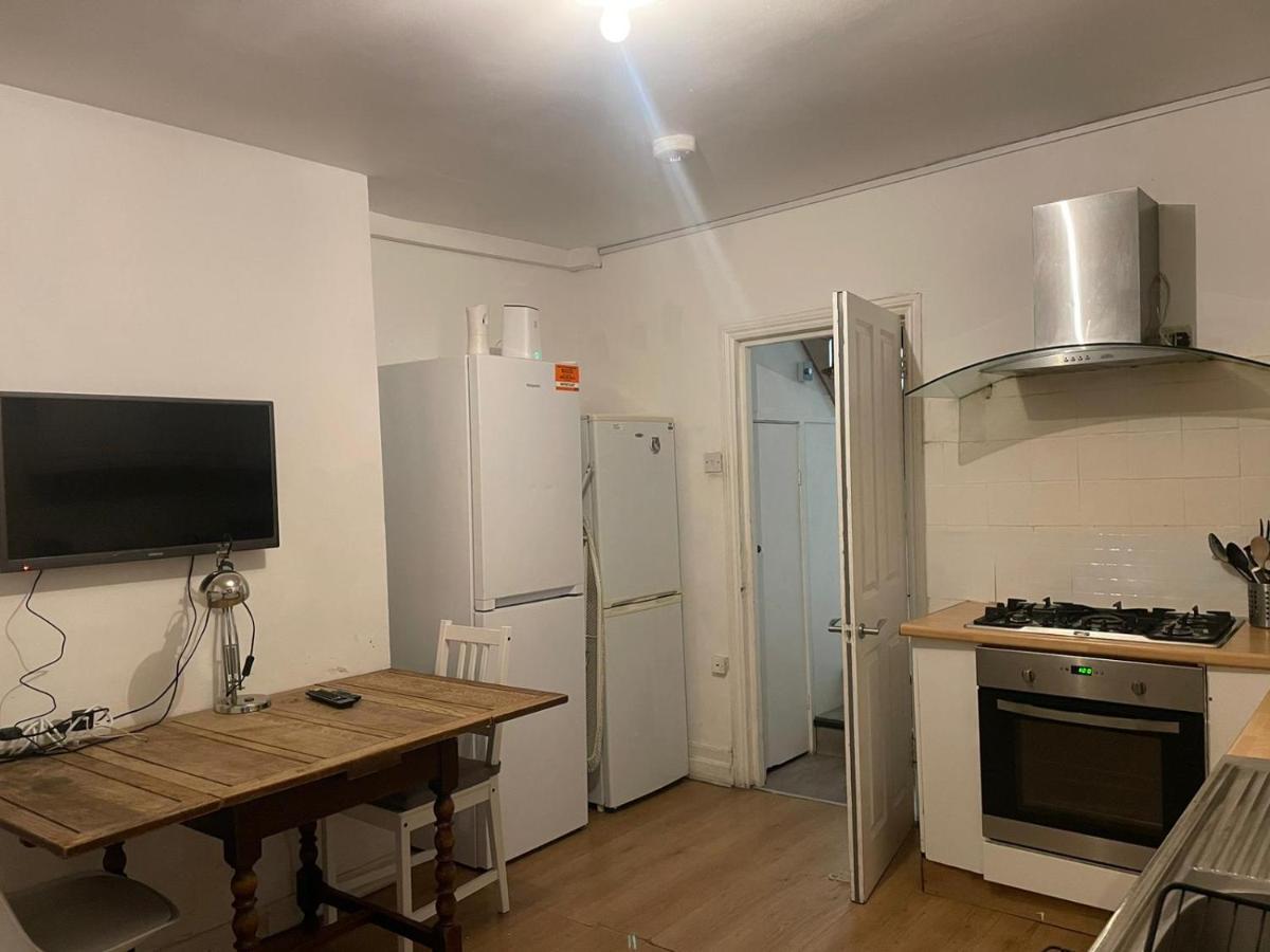 Balham, South Spacious 3 Homestay London