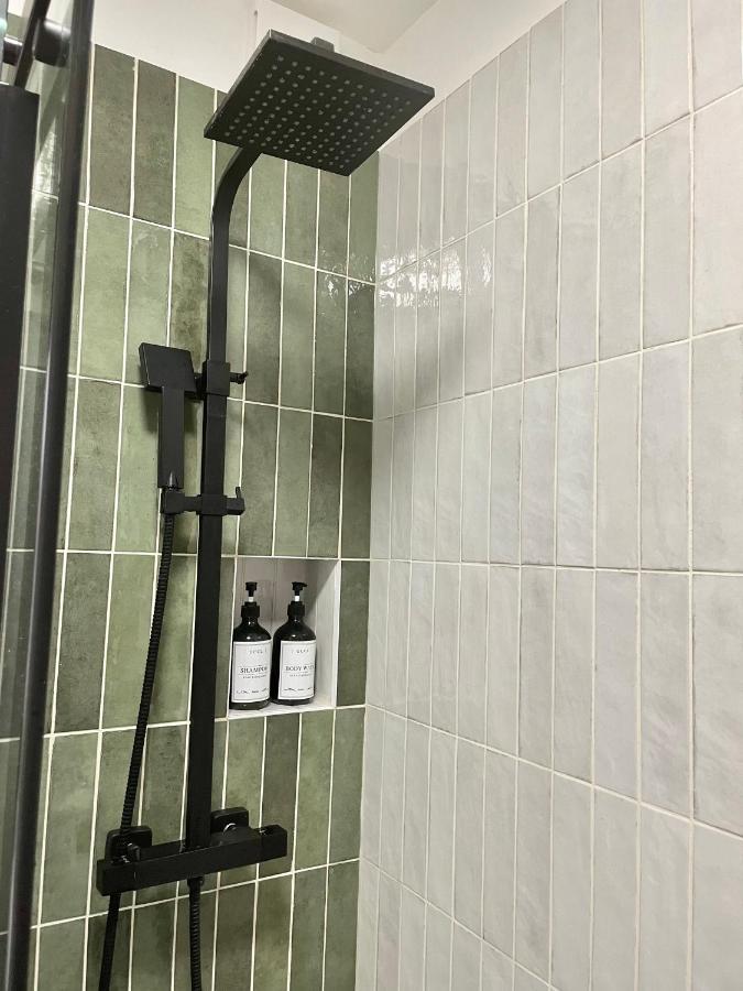 Newly Refurbished 2 Bedroom In South Apartamento Londres