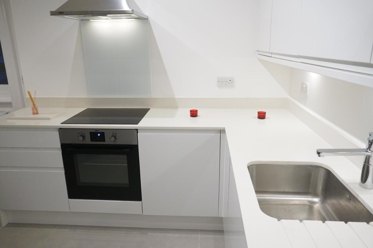 3 Bed 2 Bath Apartment