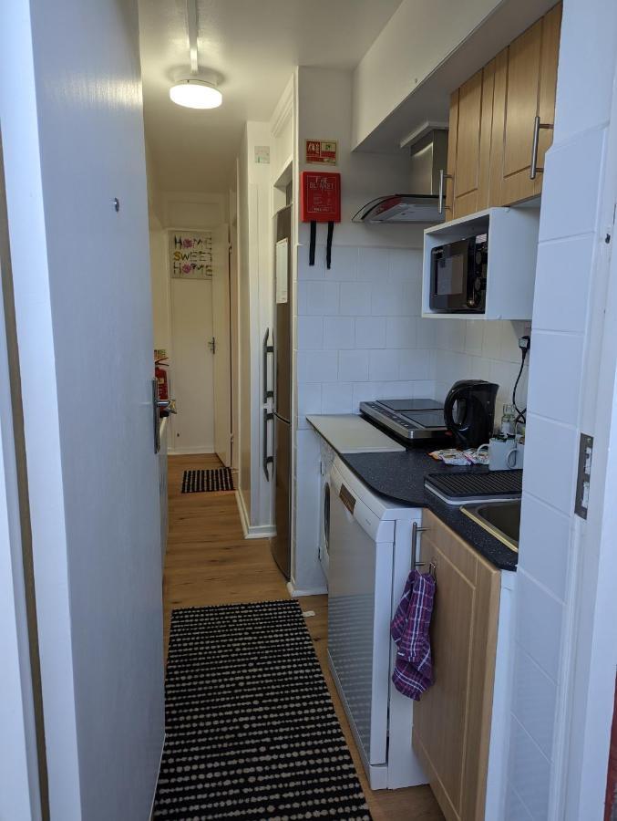 Beautiful Independent In Uk * London