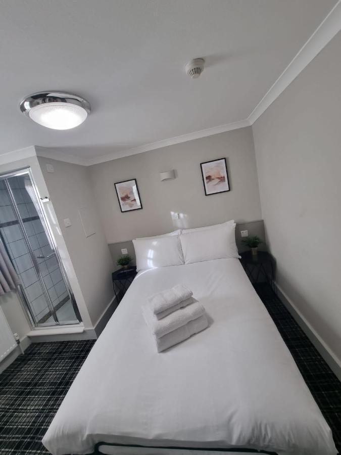 Howard Winchester Hotel 2*