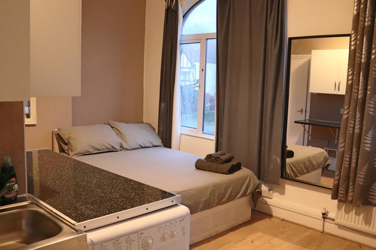 Studio On Finchley Road Apartment London
