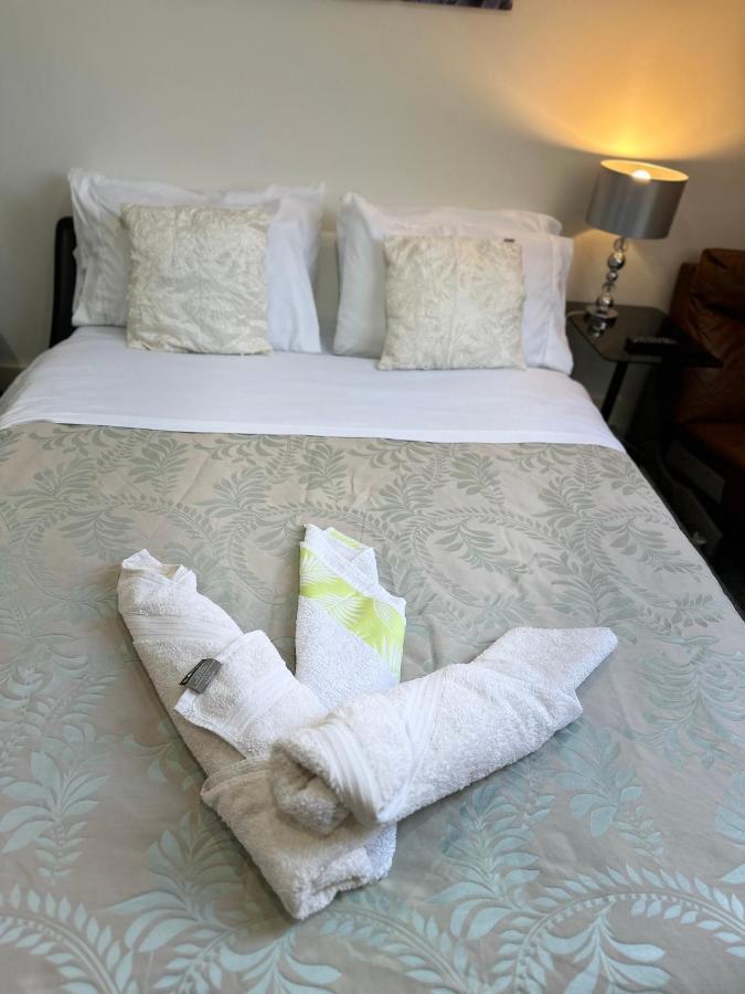 Homestay Sheri's Away London