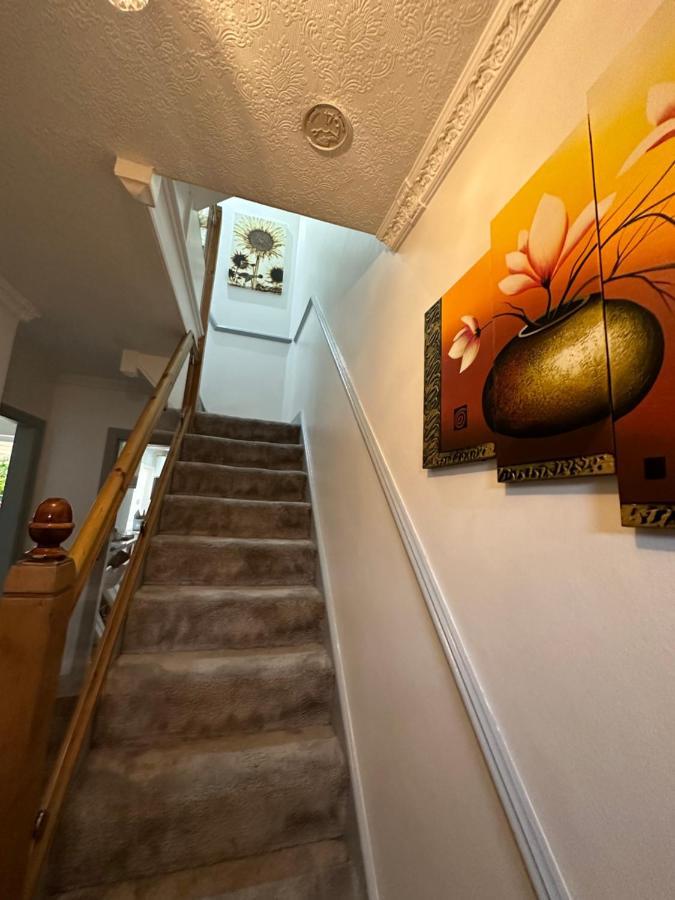 Homestay Sheri's Away London