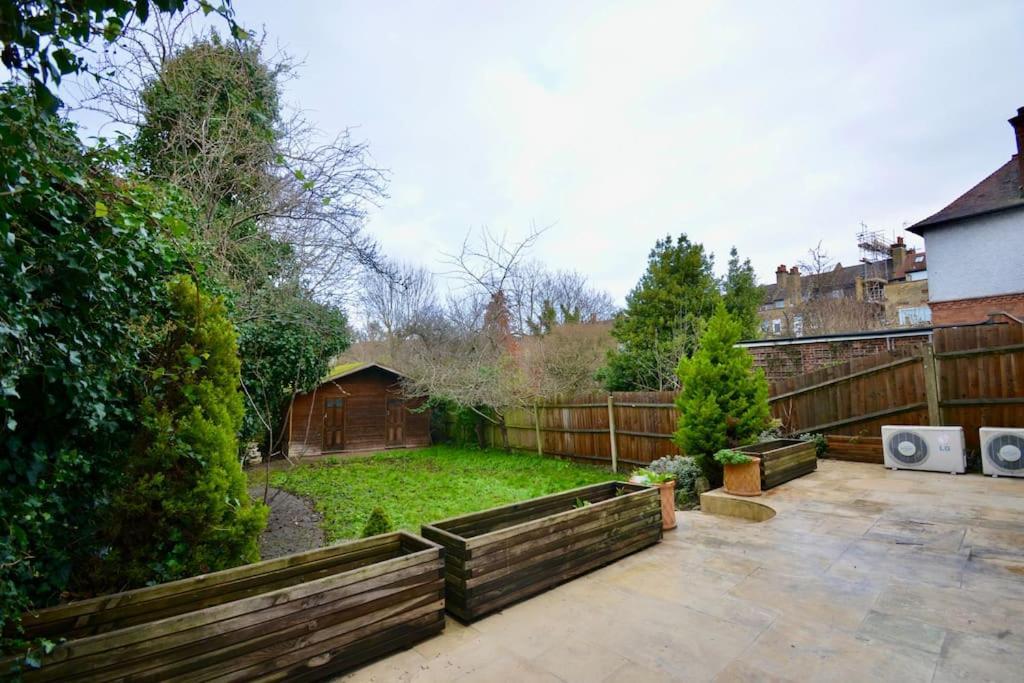 Luxury Garden Flat
