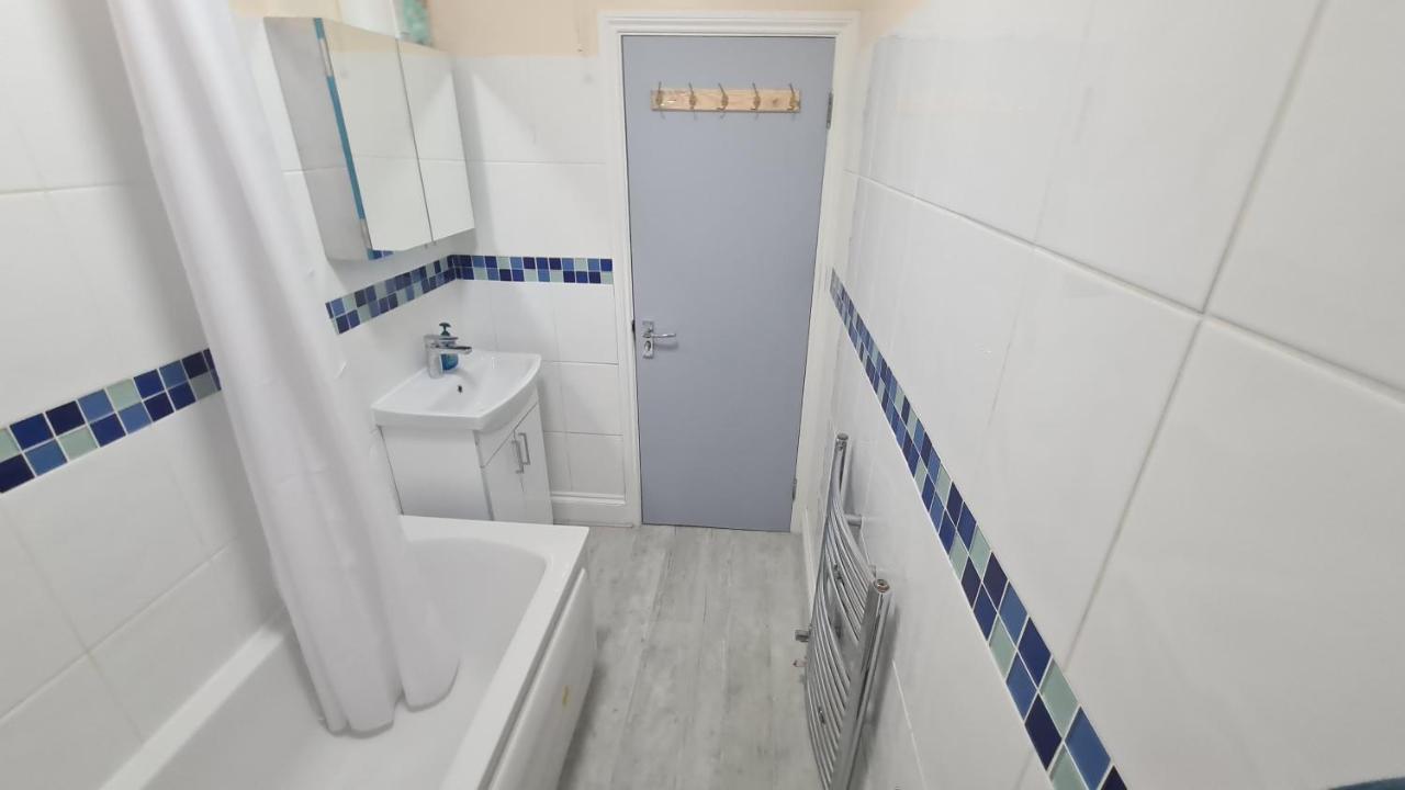 Apartamento Entire 2 Bedroom Home/flat In London, Line *