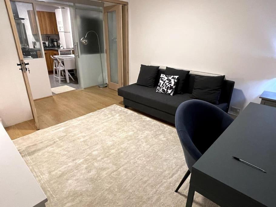 Self-catering Fully Equipped In Vauxhall Apartment