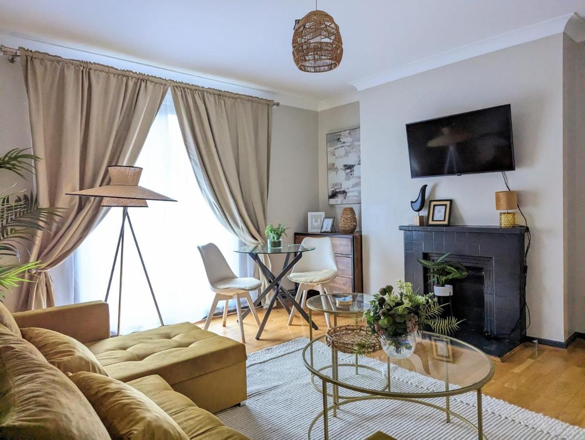 1bd With Balcony In Hoxton - Zone 1 Apartment *