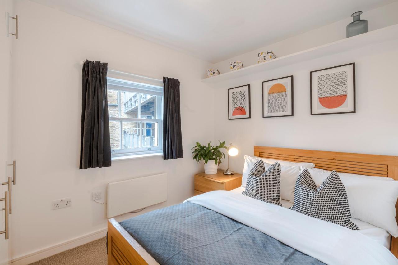 Penthouse Kings Cross Apartment