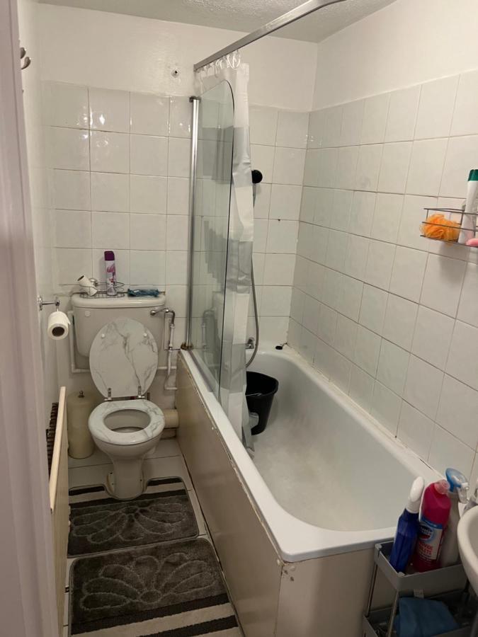 Privatunterkunft Henderson Court *