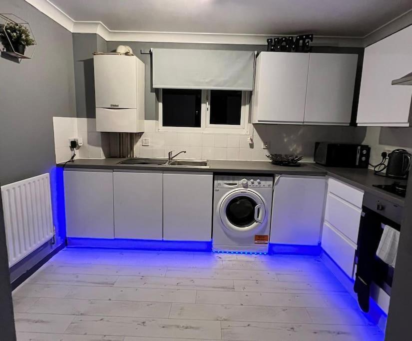 Apartamento Lovely, Two Bedroom Central Location