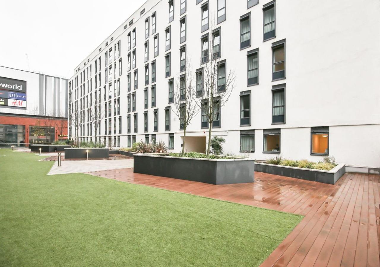 Sterling Court In Wembley *