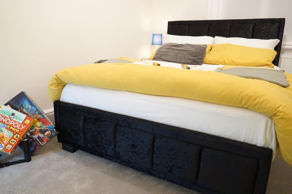 3 Bed 2 Bath Apartment