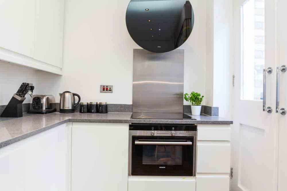 Clockwork Flats Apartment *