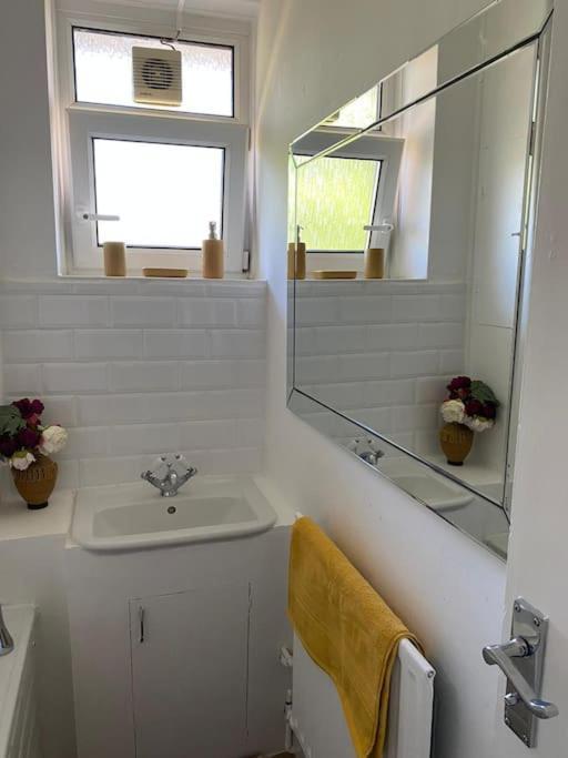 Apartamento Lovely 2 Bedroom Flat In Greater Londres