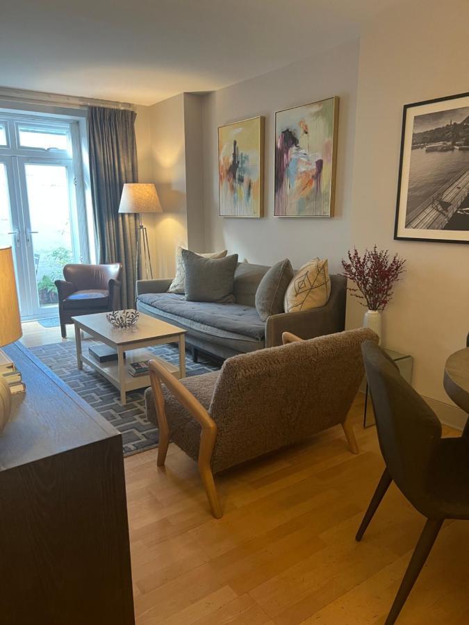 Apartamento 2 Bedroom Just Off Kings Road Londres