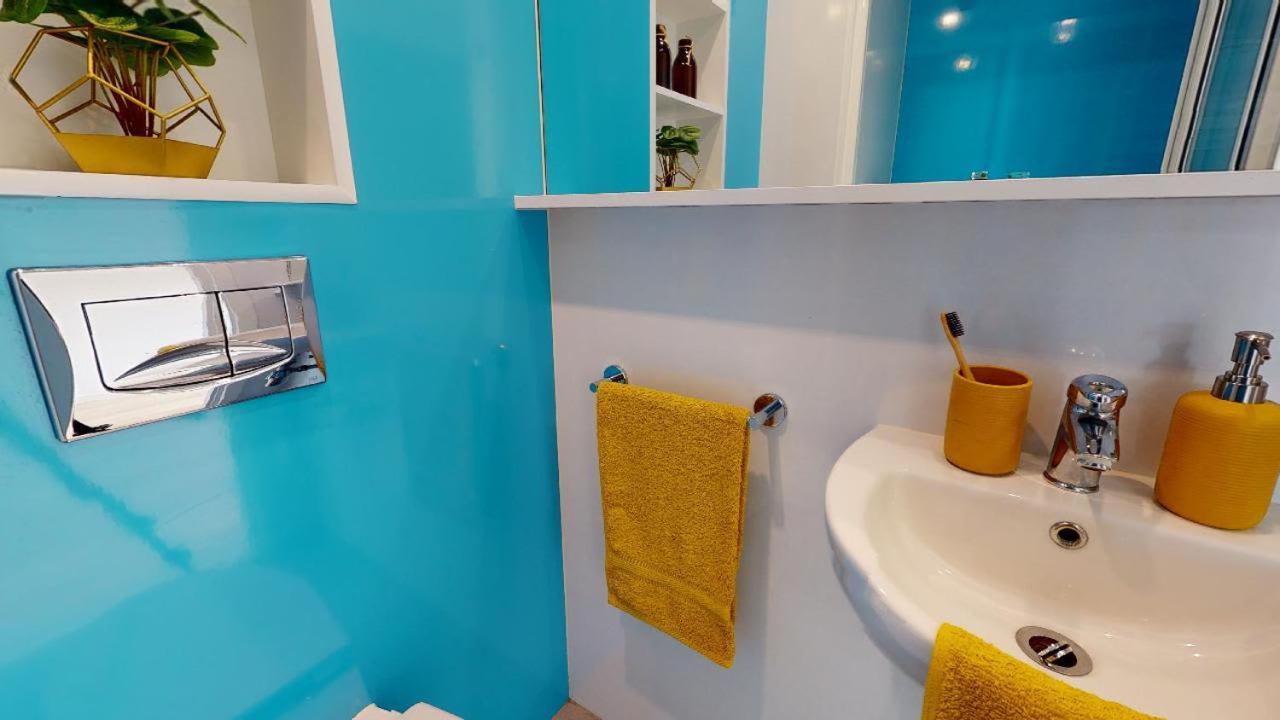 For Students Only Private Bedrooms With Shared Kitchen And At Iq Haywood House In Apartment