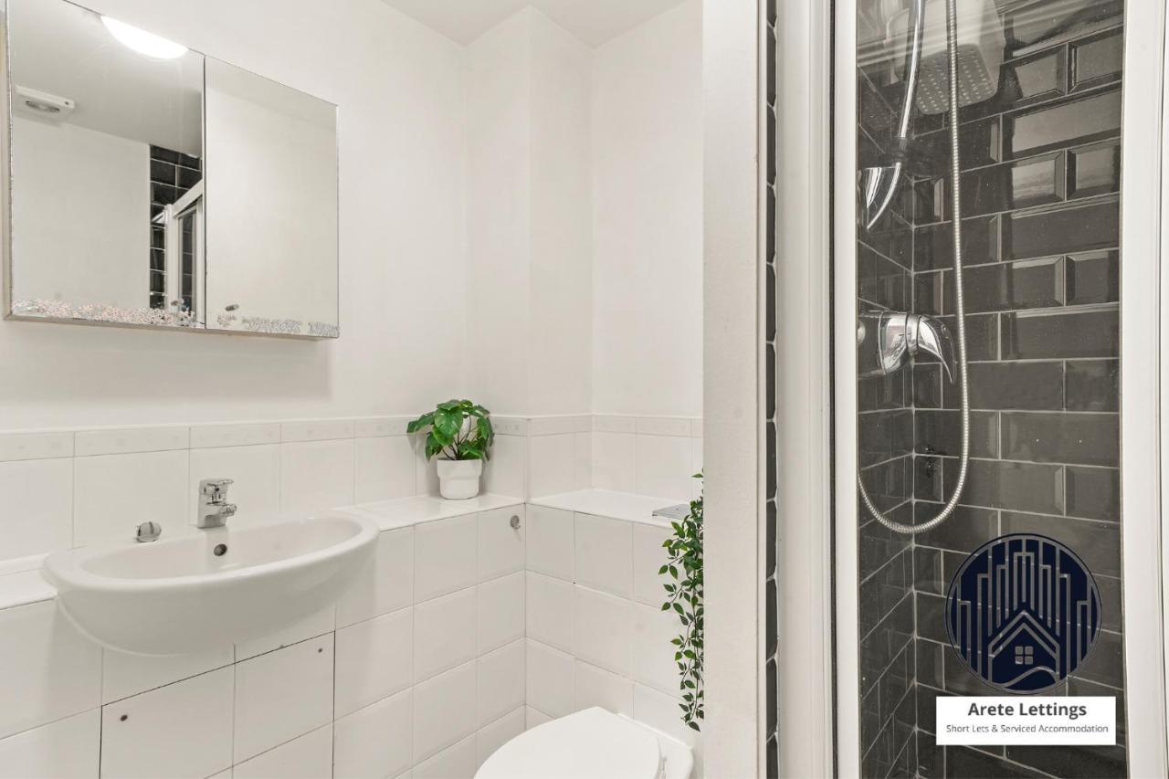 Apartment Family-friendly 2-bed, 2-bath Xmas - Book Now! *