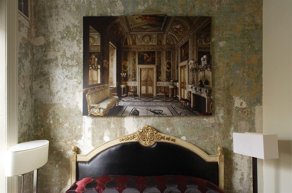 Mike's 4* London