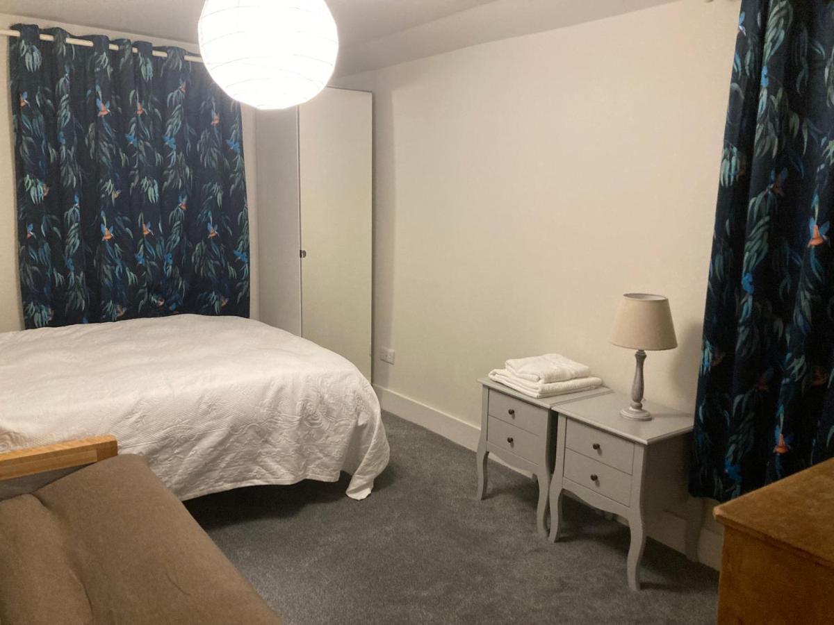 Beautiful 1-bed In Apartment *