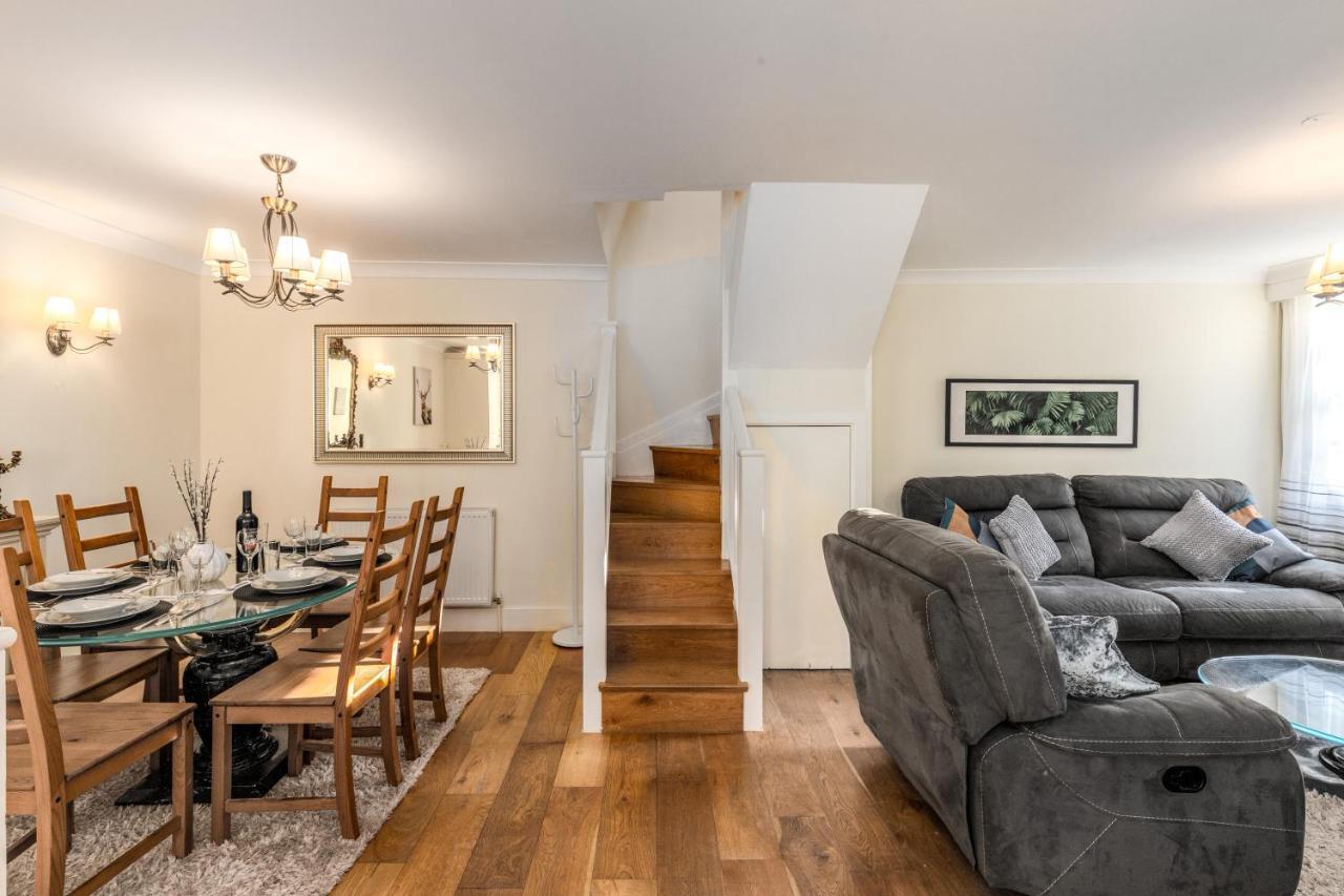 Ferienhaus Stunning 3 Bed House With Garden *