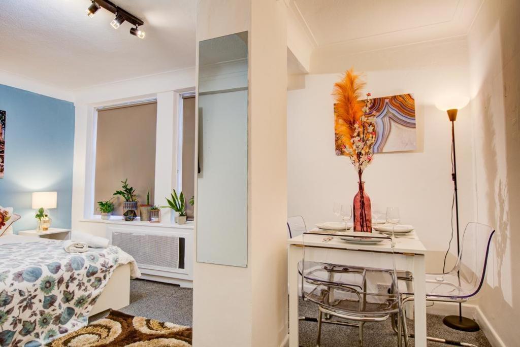 Marble Arch 2 Bedroom * London