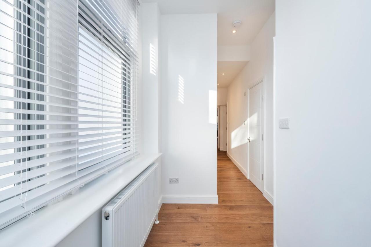 Spacious City Eye, Westminster, Big Ben, Vauxhall Station Apartment *
