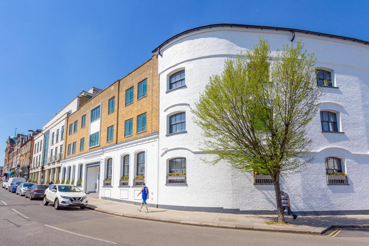 Sanctum Belsize Road Apartment *