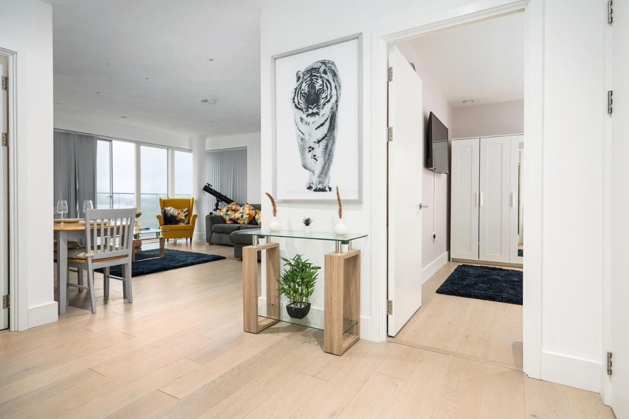 Apartment 2 Bedroom Luxury With Balcony
