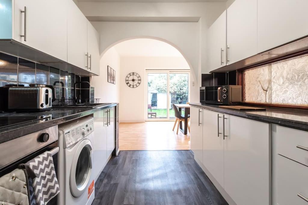 Holiday home Morganite - 3 Bedroom House London