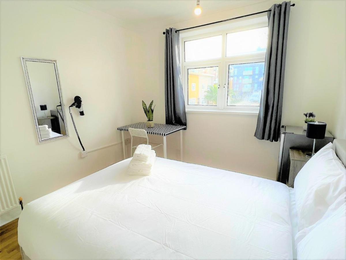 Stepney Comfy Double Bed 14 *
