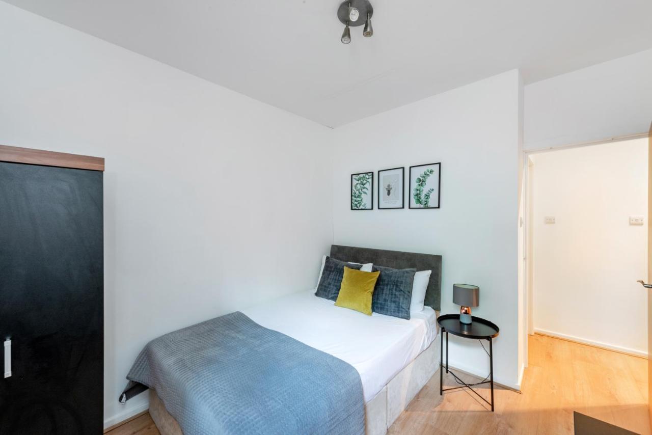 Apartment In Brixton Next Door To Brockwell Park London