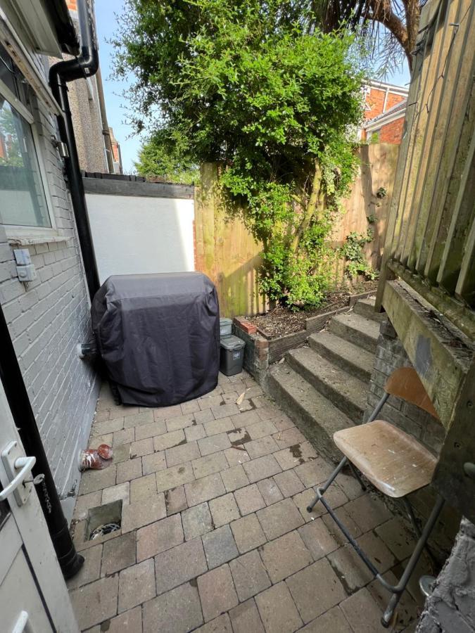 Private In Victorian House, Forest Hill, Casa de hóspedes *