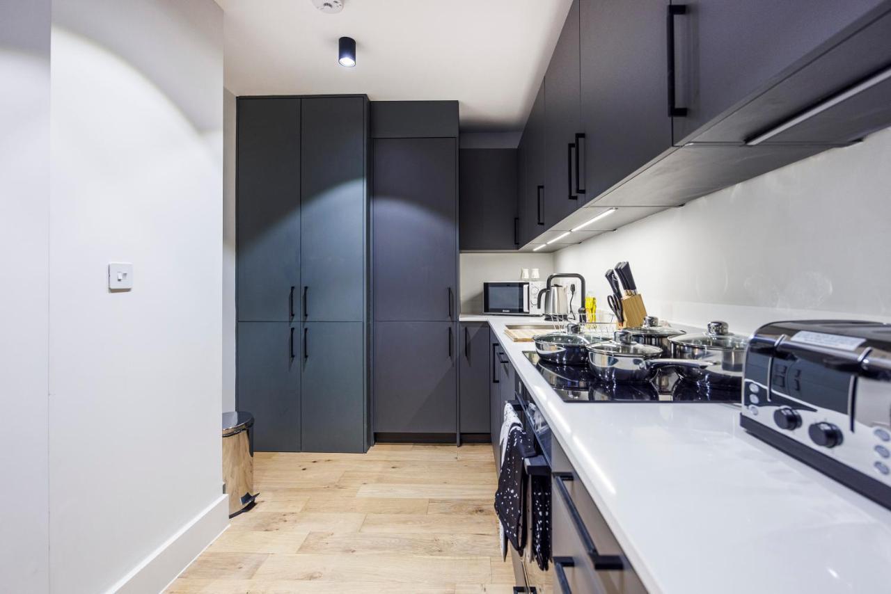 Luxury Spacious 2 Bed Apartment, - Sk * London
