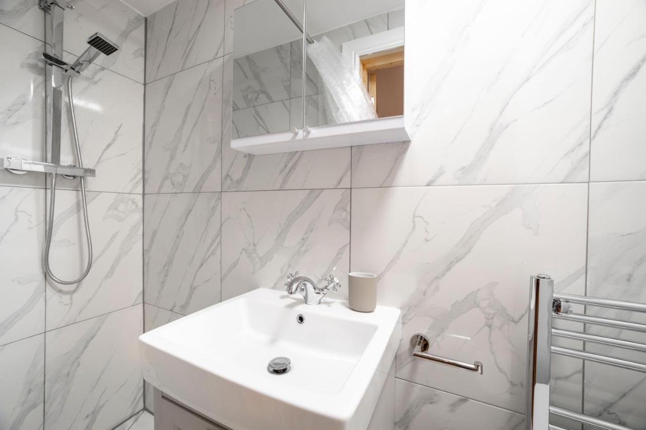 Apartamento Brand New 1bed - Zone 1 - 4 Stations Nearby *