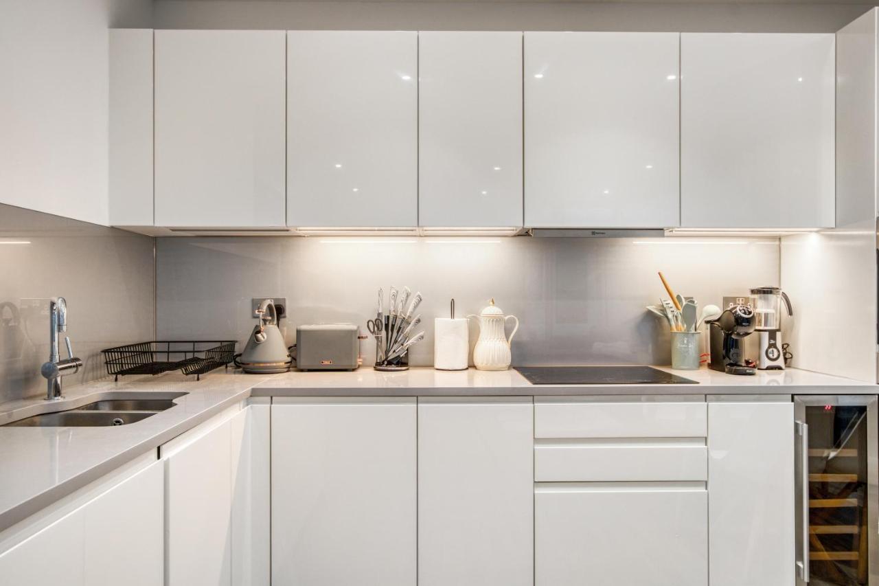 2 Bed 2 Bath Next To Nine Elms Station - Zone 1 Apartamento *