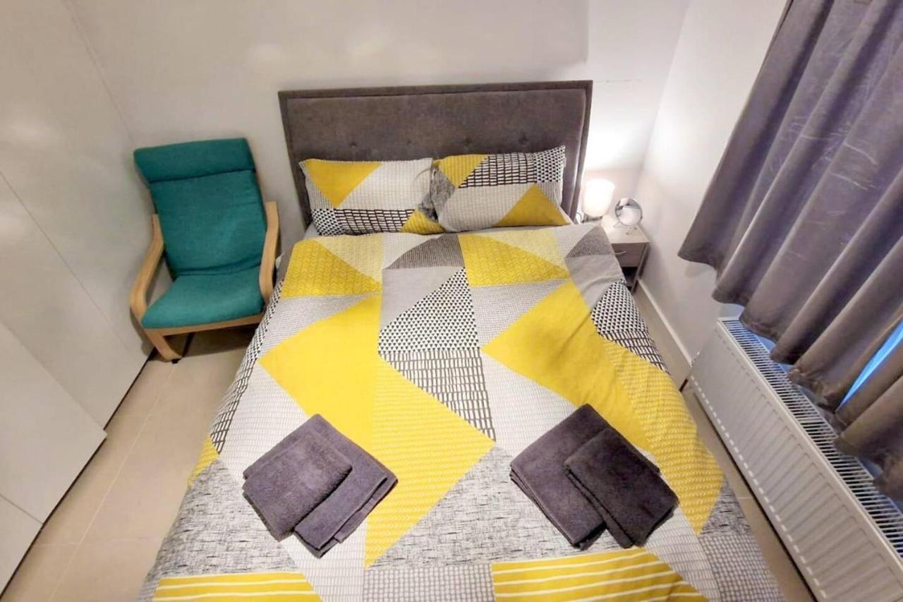 Modern 3-bed House In Surrey Quays Casa de férias Londres