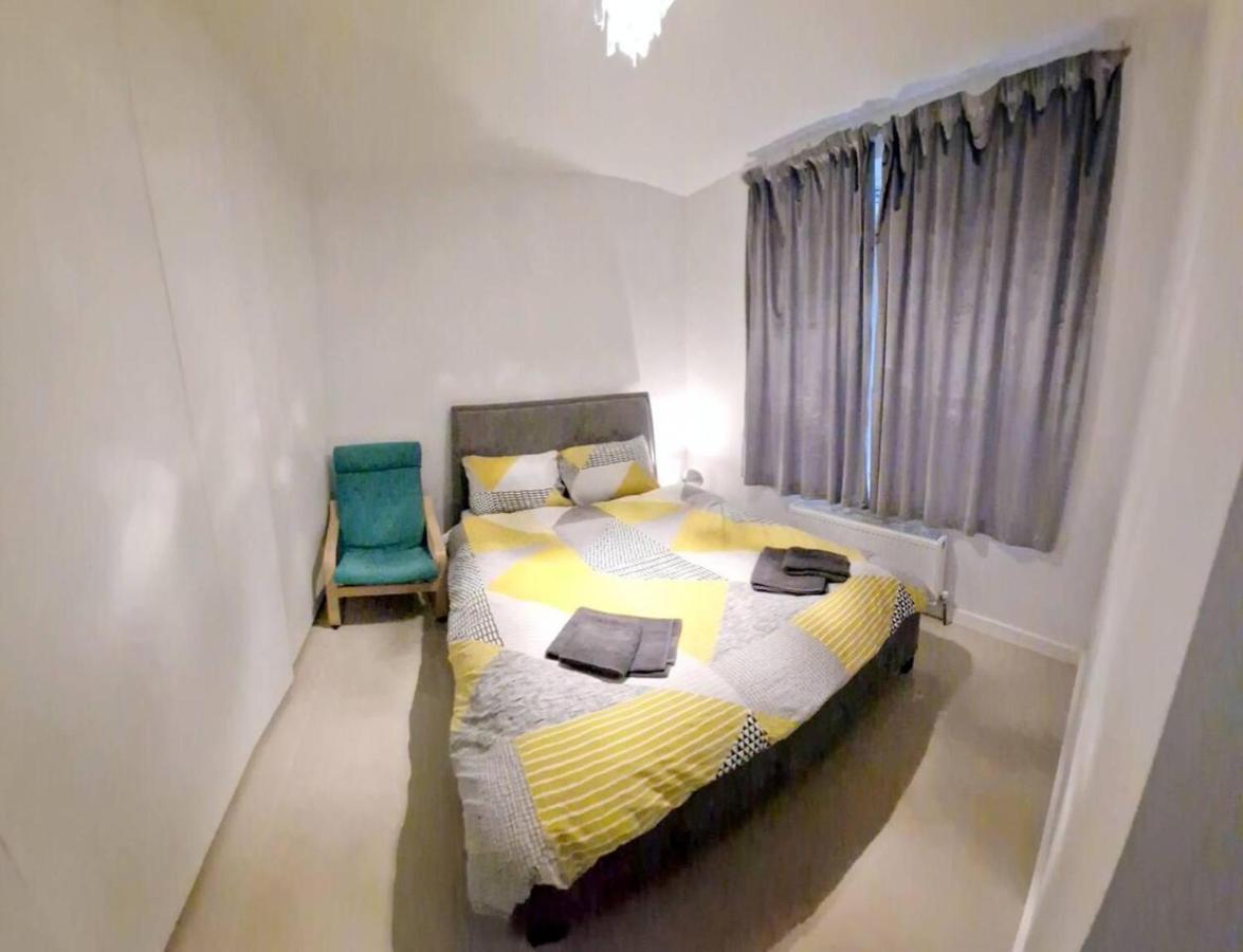 Casa de férias Modern 3-bed House In Surrey Quays *